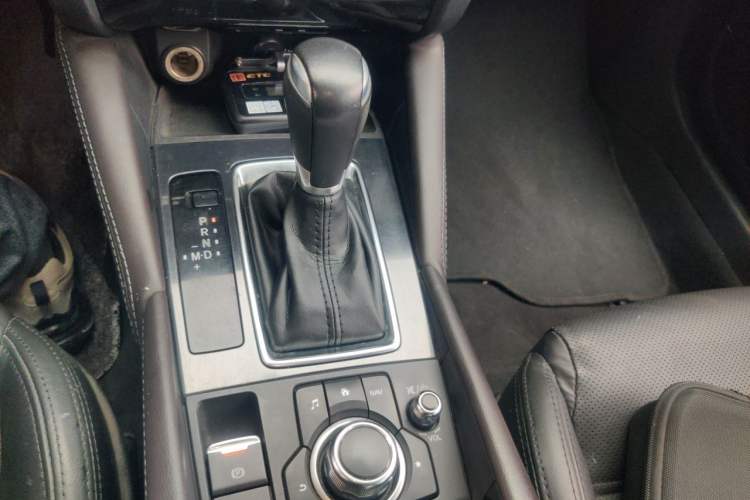 Used Mazda Atenza 2017 2.5L Skyactiv Sport Edition Gear Lever