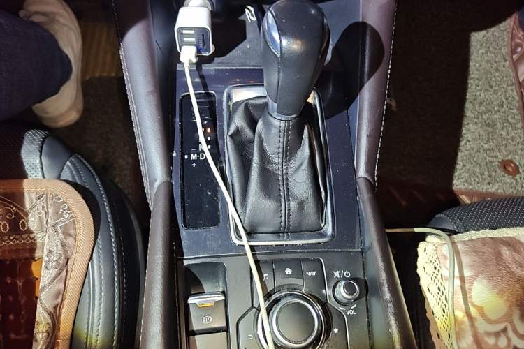 Used Mazda Atenza 2017 2.0L Blue Sky Luxury Edition Gear Lever