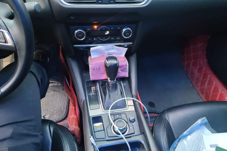 Used Mazda Atenza 2017 2.0L Blue Sky Luxury Edition Gear Lever