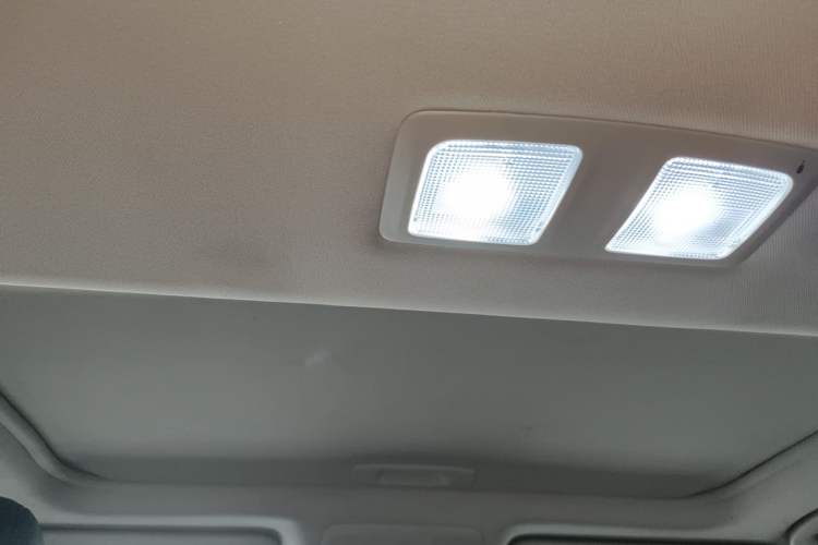 Used Mazda Atenza 2017 2.5L Blue Sky Prestige Edition Headliner