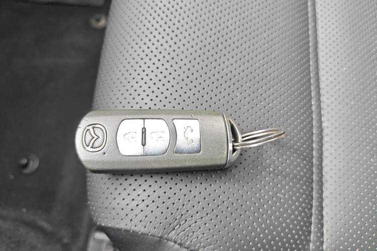 Used Mazda Atenza 2017 2.5L Skyactiv Sport Edition Interior 1