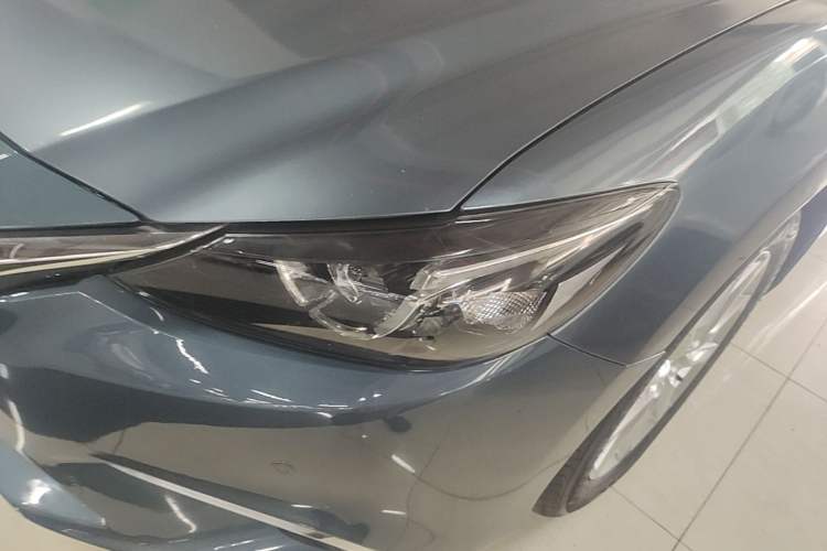 Used Mazda Atenza 2017 2.0L Blue Sky Luxury Edition Left Front Headlight