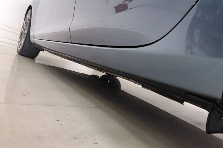 Used Mazda Atenza 2017 2.5L Blue Sky Prestige Edition Left Side Sill