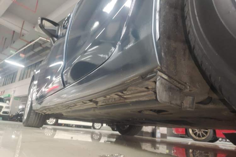 Used Mazda Atenza 2017 2.0L Blue Sky Luxury Edition Left Side Sill