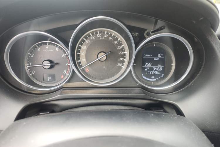 Used Mazda Atenza 2017 2.5L Skyactiv Sport Edition Odometer Close Up