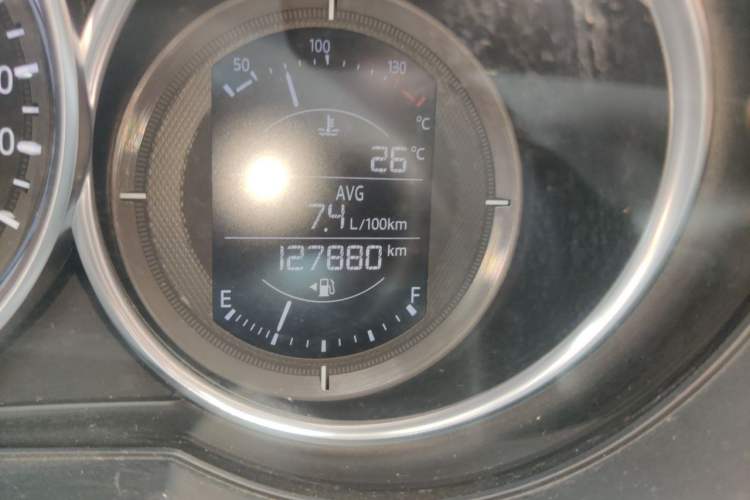 Used Mazda Atenza 2017 2.5L Skyactiv Sport Edition Odometer Close Up