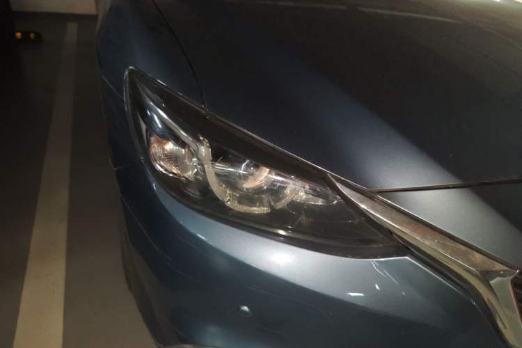 Used Mazda Atenza 2017 2.0L Blue Sky Luxury Edition Right Front Headlight