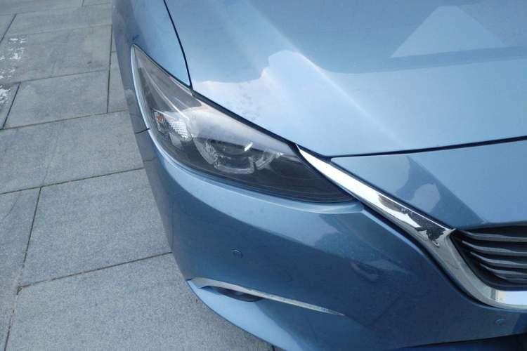 Used Mazda Atenza 2017 2.0L Blue Sky Luxury Edition Right Front Headlight