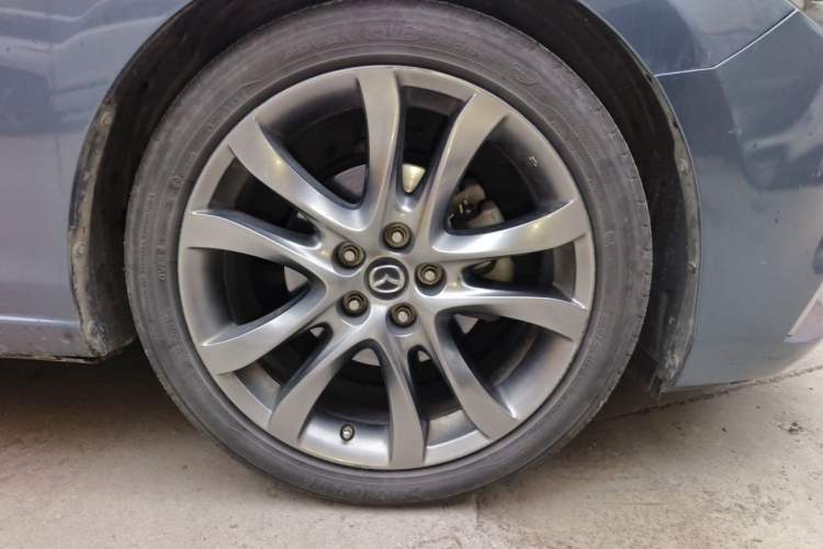 Used Mazda Atenza 2017 2.5L Blue Sky Prestige Edition Right Front Wheel Hub
