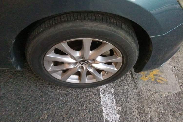 Used Mazda Atenza 2017 2.0L Blue Sky Luxury Edition Right Front Wheel Hub