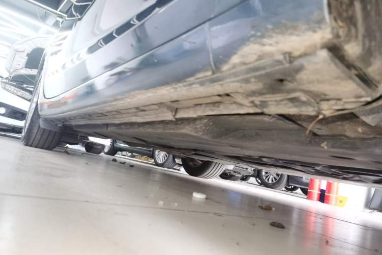 Used Mazda Atenza 2017 2.0L Blue Sky Luxury Edition Right Side Sill