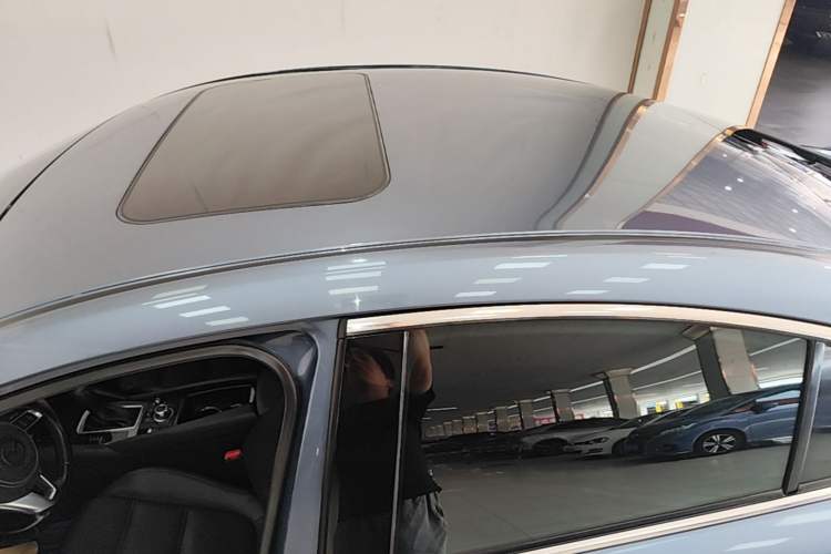 Used Mazda Atenza 2017 2.5L Blue Sky Prestige Edition Roof