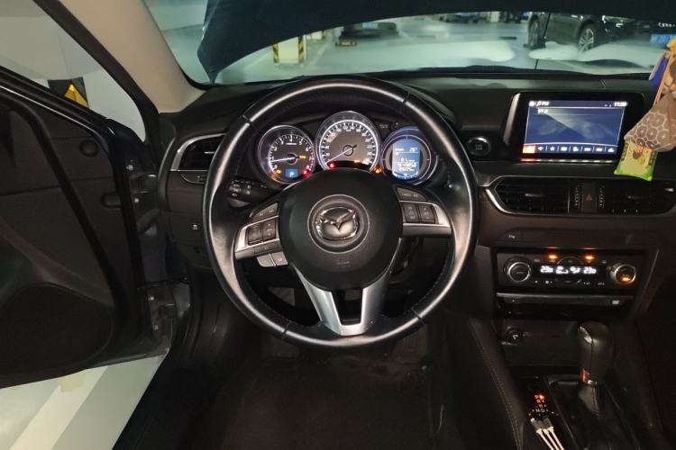 Used Mazda Atenza 2017 2.0L Blue Sky Luxury Edition Steering Wheel