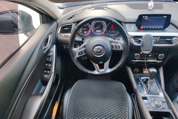 Used Mazda Atenza 2017 2.5L Blue Sky Prestige Edition Steering Wheel