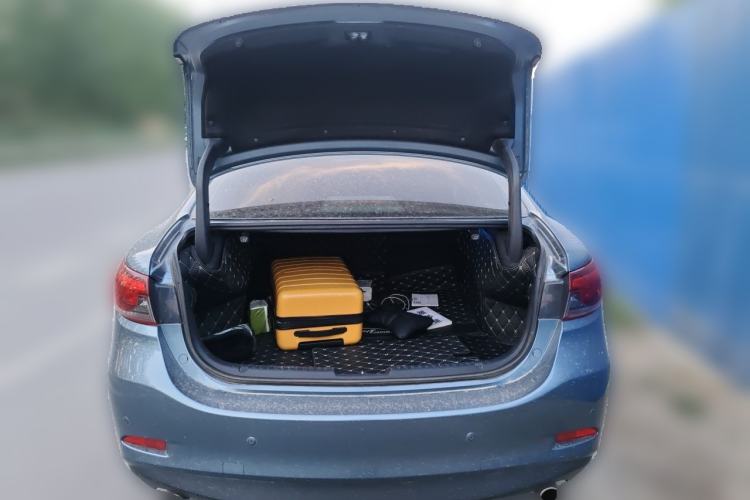 Used Mazda Atenza 2017 2.0L Blue Sky Luxury Edition Trunk