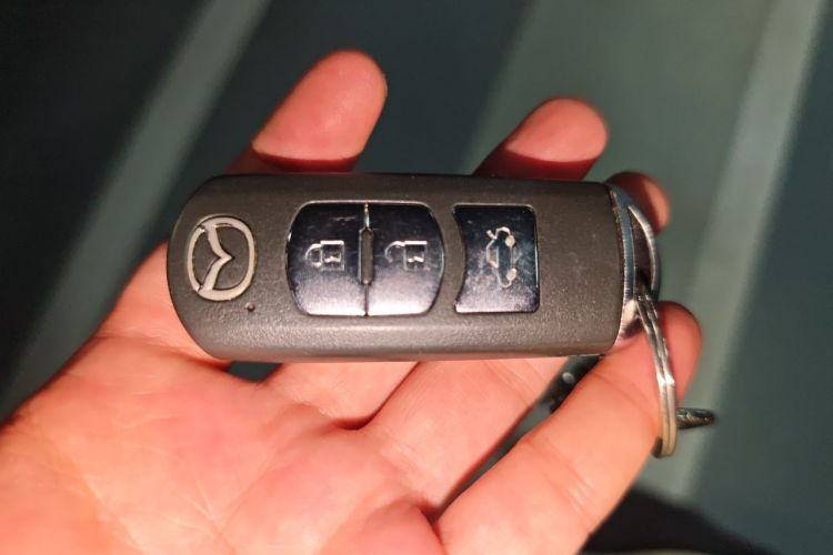 Used Mazda Atenza 2017 2.0L Blue Sky Luxury Edition Vehicle Key