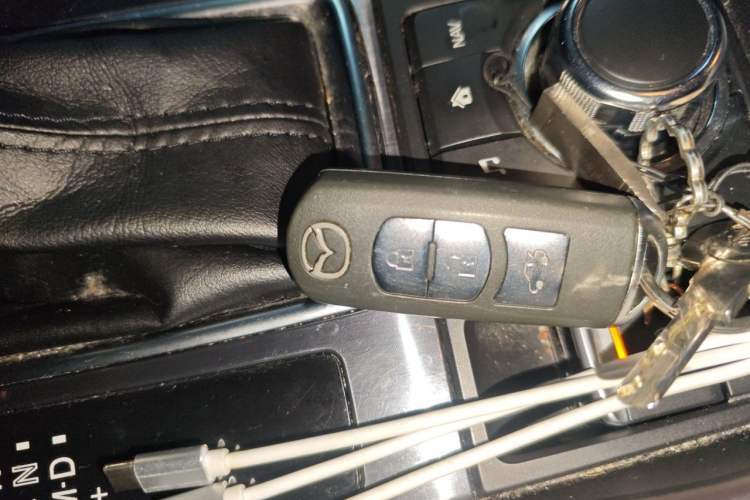Used Mazda Atenza 2017 2.0L Blue Sky Luxury Edition Vehicle Key
