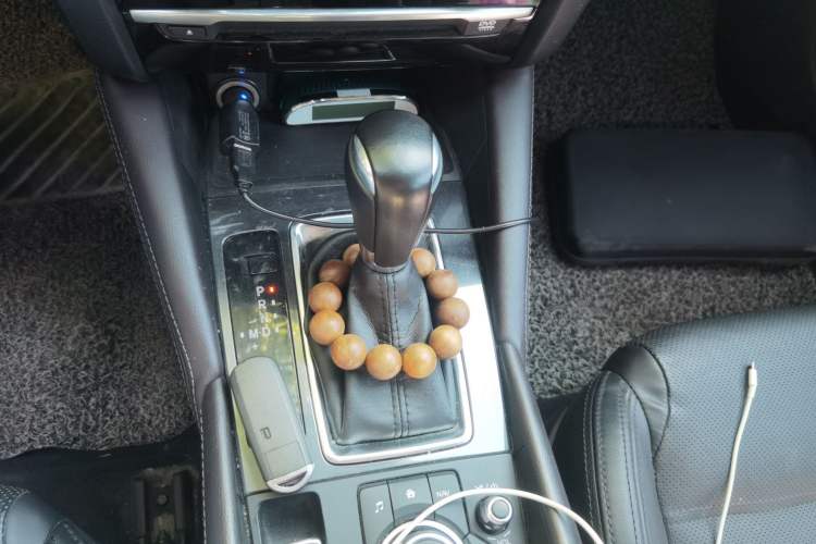 Used Mazda Atenza 2017 2.5L Blue Sky Prestige Edition Gear Lever