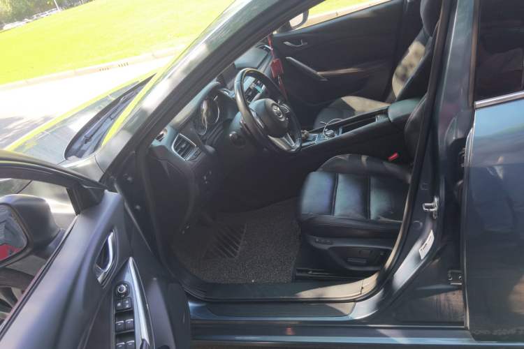 Used Mazda Atenza 2017 2.5L Blue Sky Prestige Edition Left Front Seat