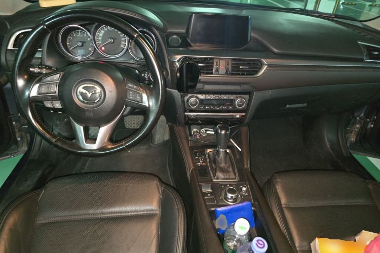 Used Mazda Atenza 2017 2.0L Blue Sky Luxury Edition Center Console