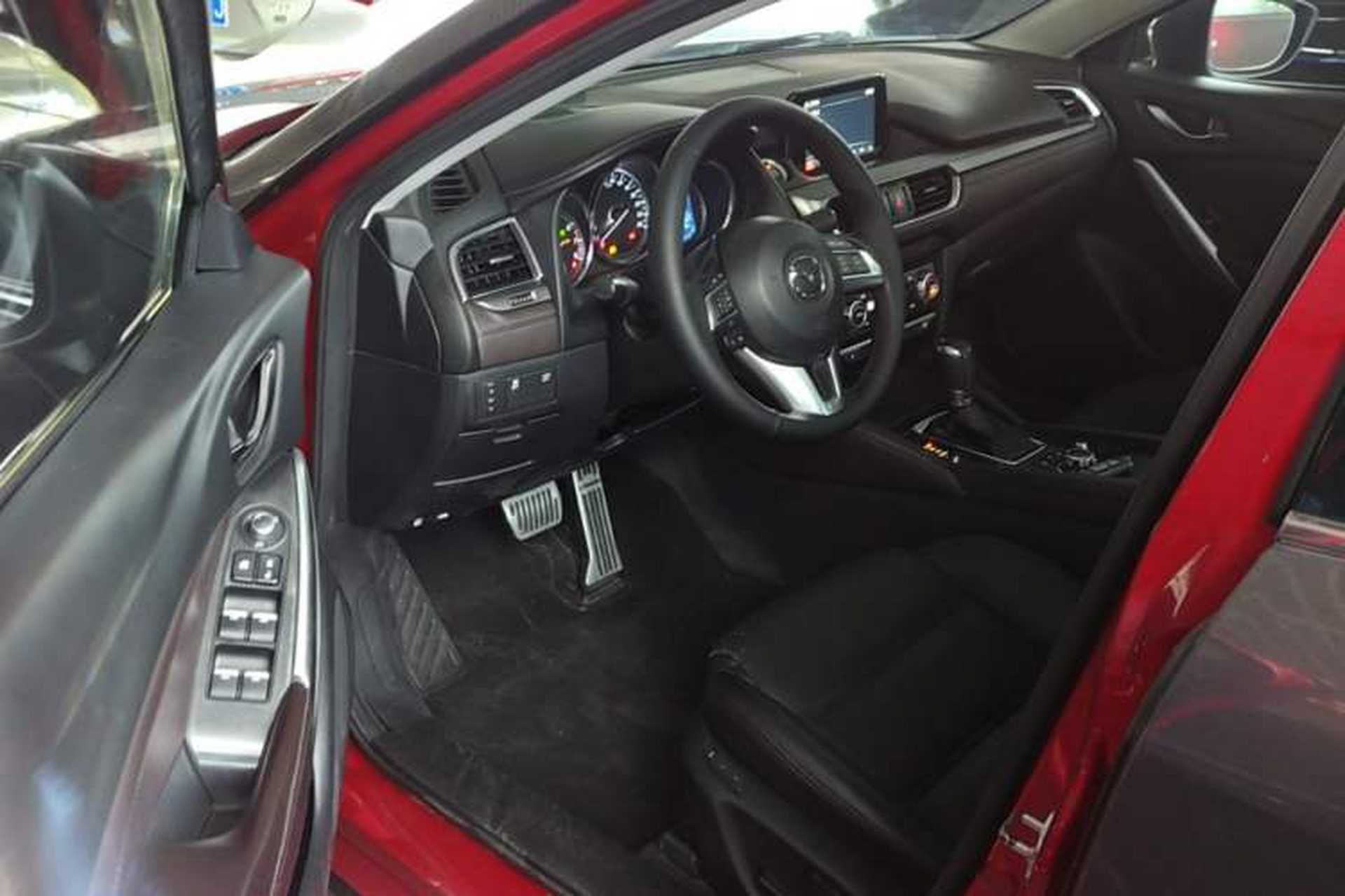 Used Mazda Atenza 2017 2.0L Blue Sky Luxury Edition Driver Seat