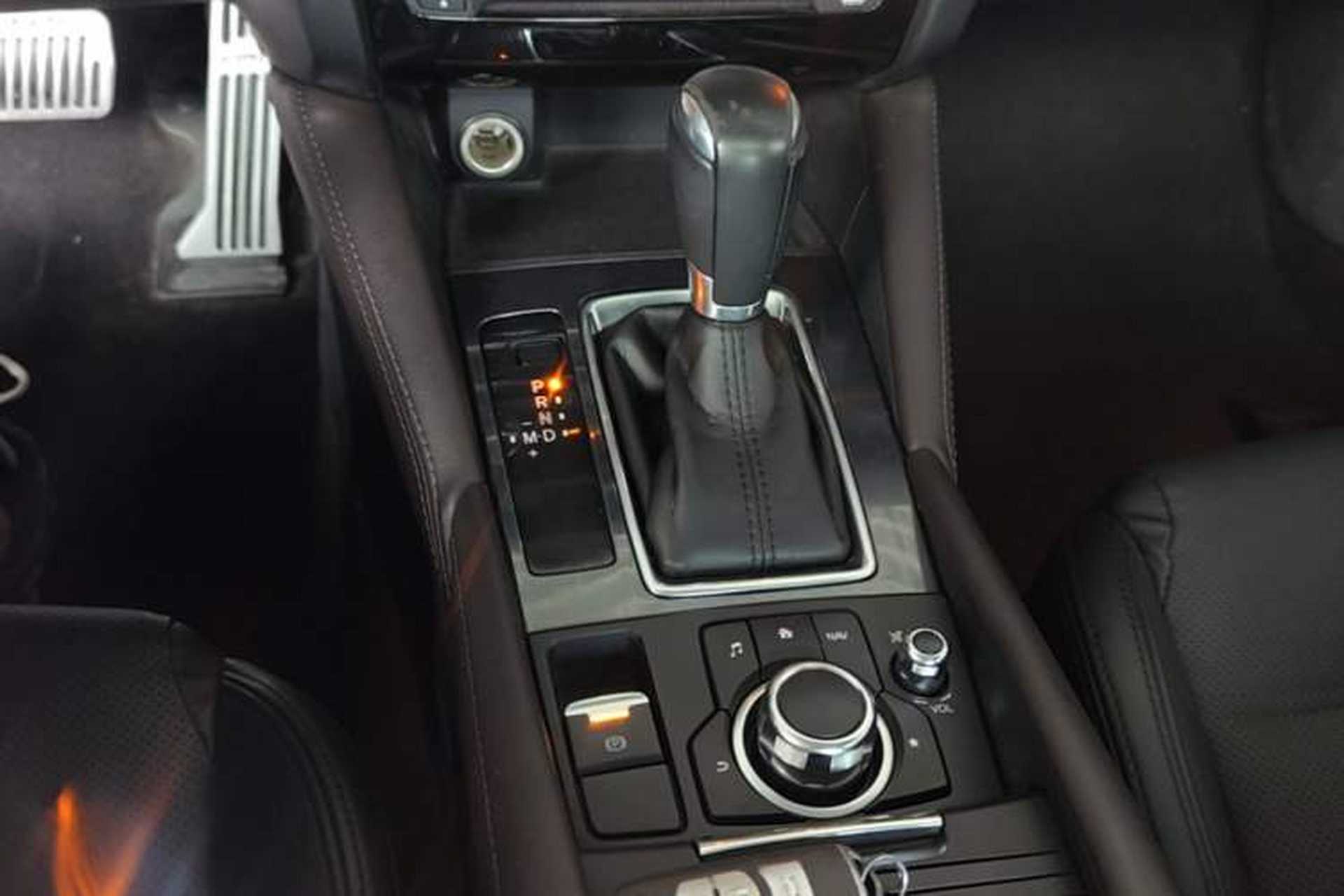 Used Mazda Atenza 2017 2.0L Blue Sky Luxury Edition Gear Lever