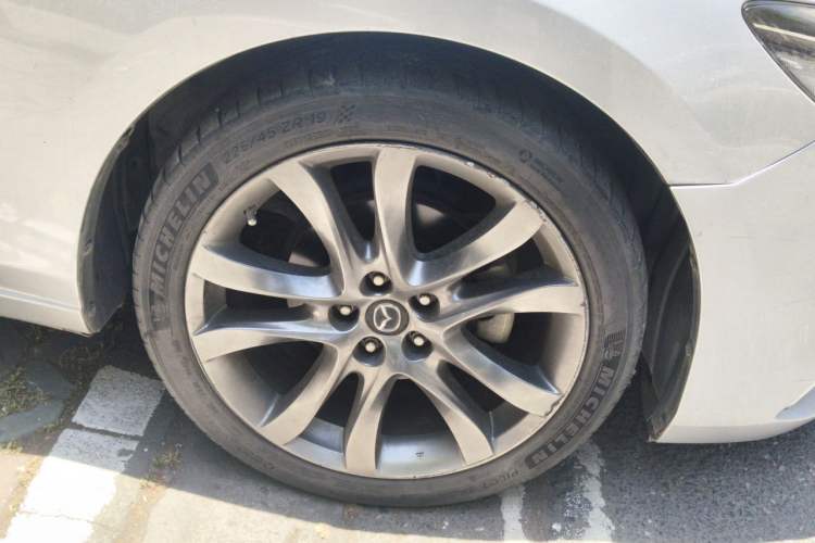 Used Mazda Atenza 2017 2.5L Sky Blue Supreme Edition Right Front Wheel Hub