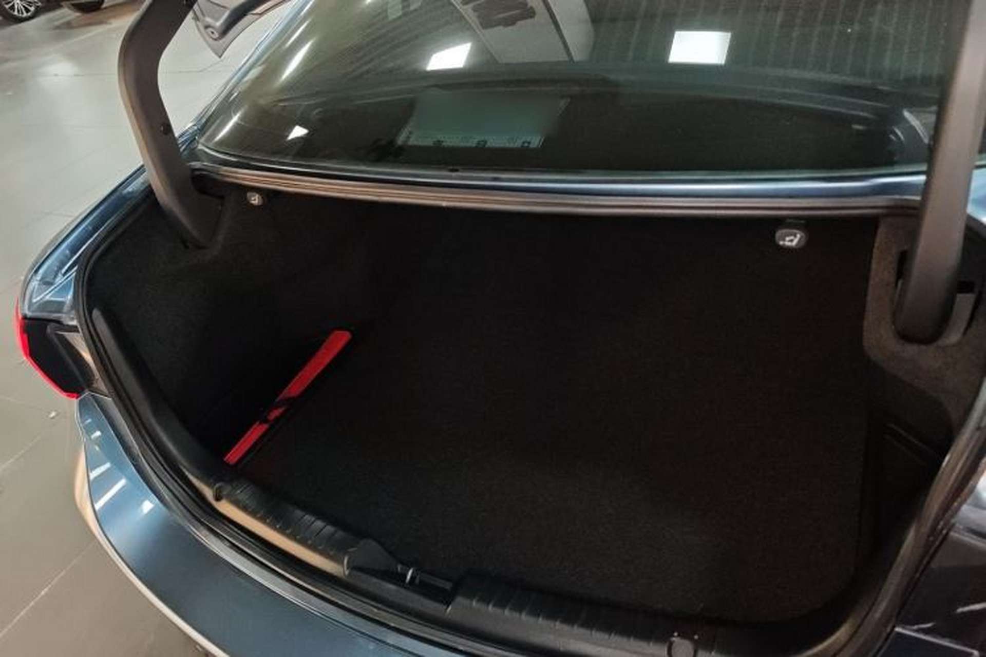 Used Mazda Atenza 2017 2.0L Blue Sky Luxury Edition Trunk