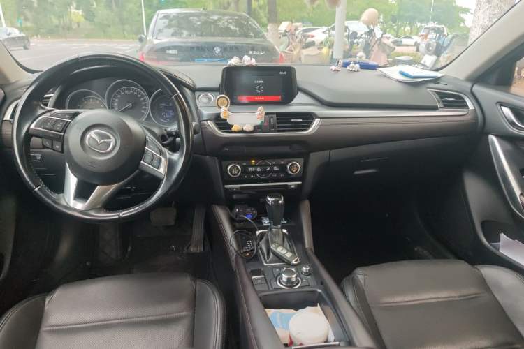 Used Mazda Atenza 2017 2.0L Blue Sky Luxury Edition Center Console