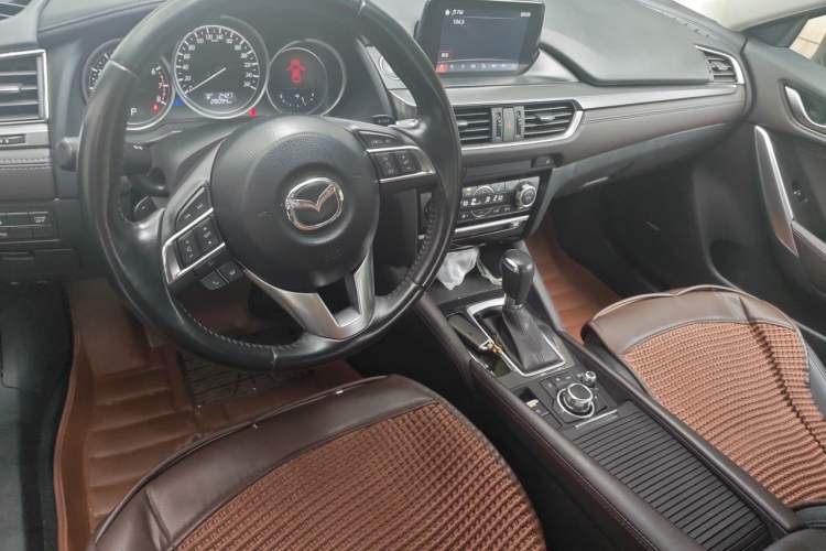 Used Mazda Atenza 2017 2.5L Blue Sky Prestige Edition Center Console