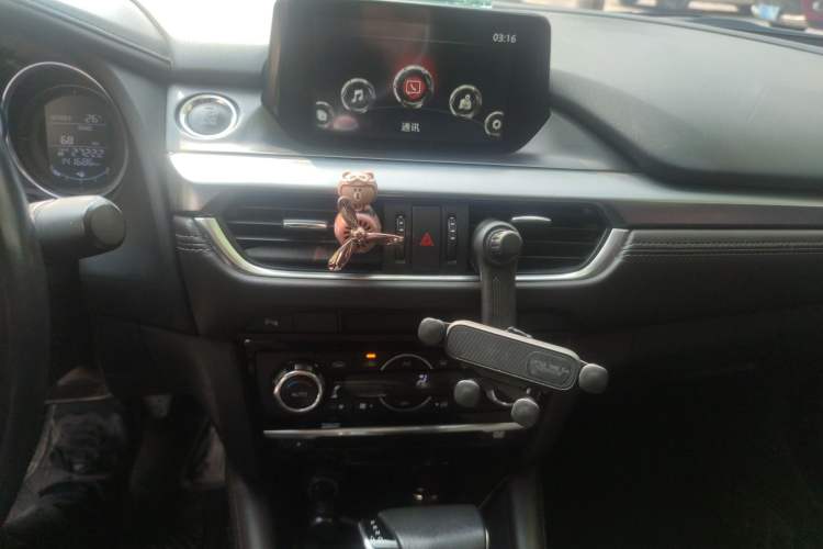 Used Mazda Atenza 2017 2.0L Blue Sky Luxury Edition Audio And AC Panel
