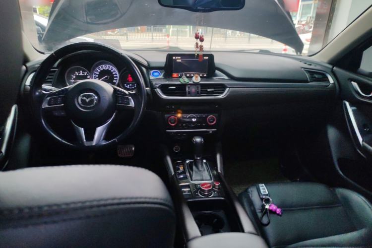 Used Mazda Atenza 2017 2.5L Blue Sky Prestige Edition Center Console