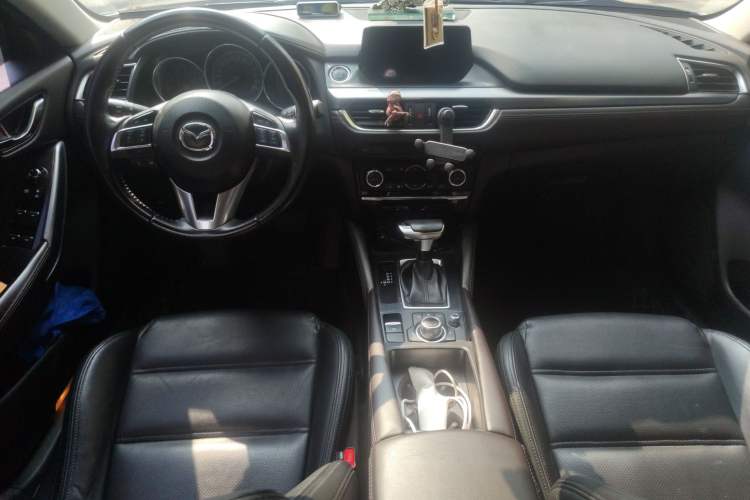 Used Mazda Atenza 2017 2.0L Blue Sky Luxury Edition Center Console