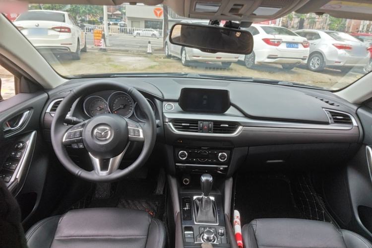Used Mazda Atenza 2017 2.0L Blue Sky Luxury Edition Center Console