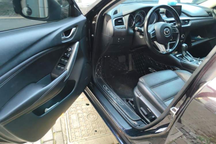 Used Mazda Atenza 2017 2.5L Blue Sky Prestige Edition Driver Seat