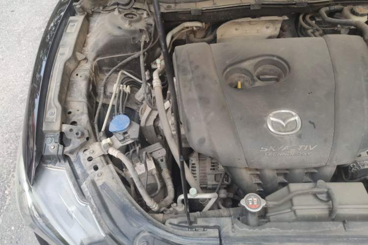 Used Mazda Atenza 2017 2.0L Blue Sky Luxury Edition Engine Bay Right