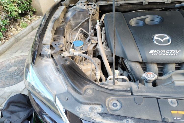 Used Mazda Atenza 2017 2.5L Blue Sky Prestige Edition Engine Bay Right