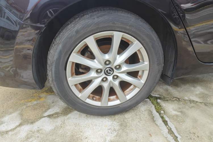 Used Mazda Atenza 2017 2.0L Blue Sky Luxury Edition Exterior 5
