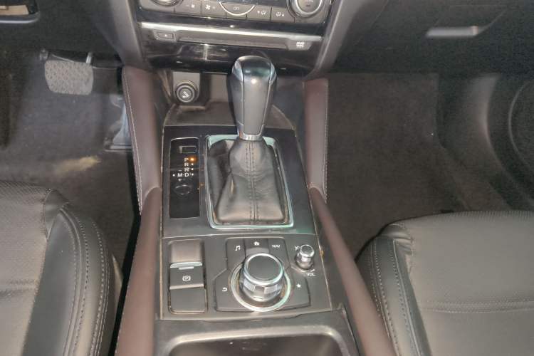 Used Mazda Atenza 2017 2.5L Skyactiv Sport Edition Gear Lever