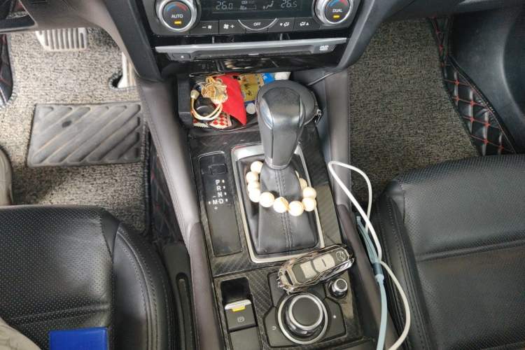 Used Mazda Atenza 2017 2.0L Blue Sky Luxury Edition Gear Lever