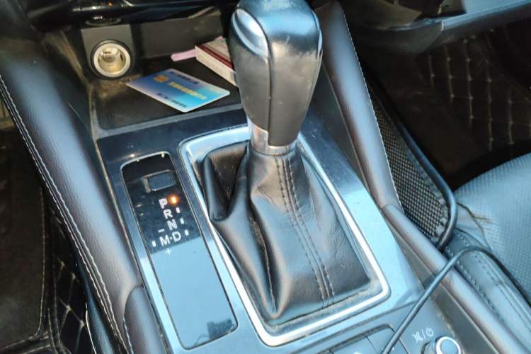 Used Mazda Atenza 2017 2.5L Blue Sky Prestige Edition Gear Lever