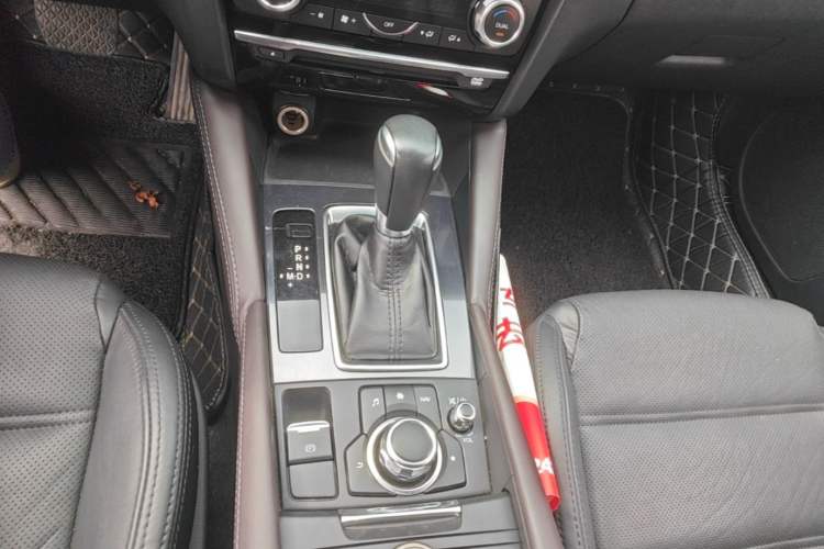 Used Mazda Atenza 2017 2.0L Blue Sky Luxury Edition Gear Lever