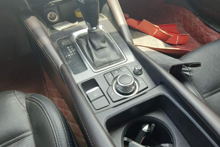 Used Mazda Atenza 2017 2.0L Blue Sky Luxury Edition Gear Lever