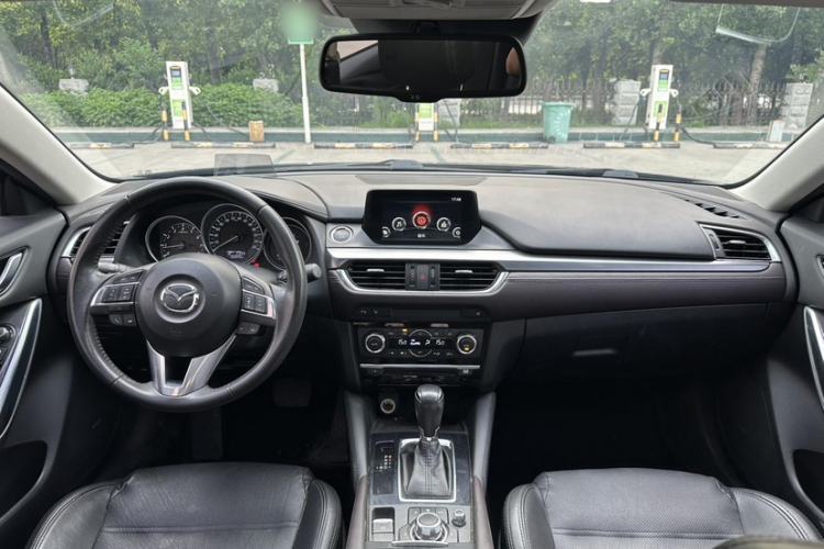 Used Mazda Atenza 2017 2.5L Sky Blue Supreme Edition Interior 1