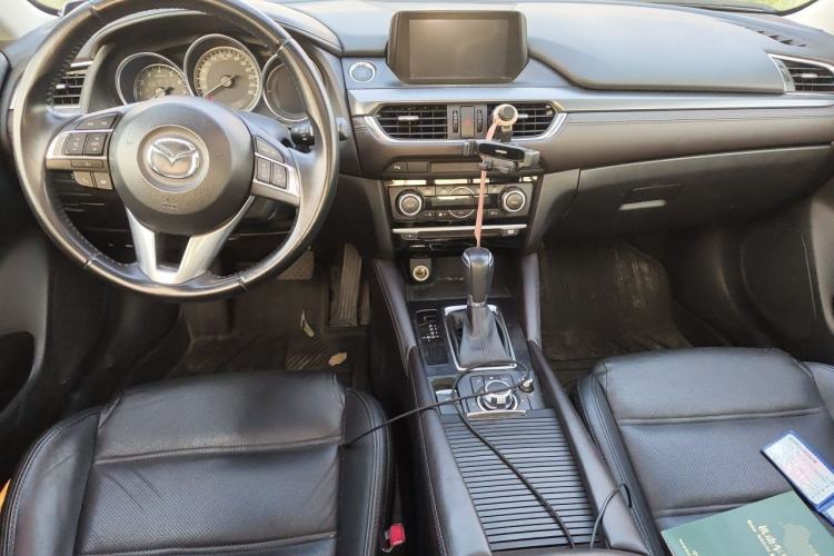 Used Mazda Atenza 2017 2.0L Blue Sky Luxury Edition Interior 2