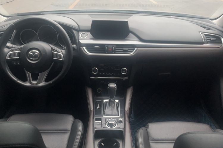 Used Mazda Atenza 2017 2.0L Blue Sky Luxury Edition Interior 3