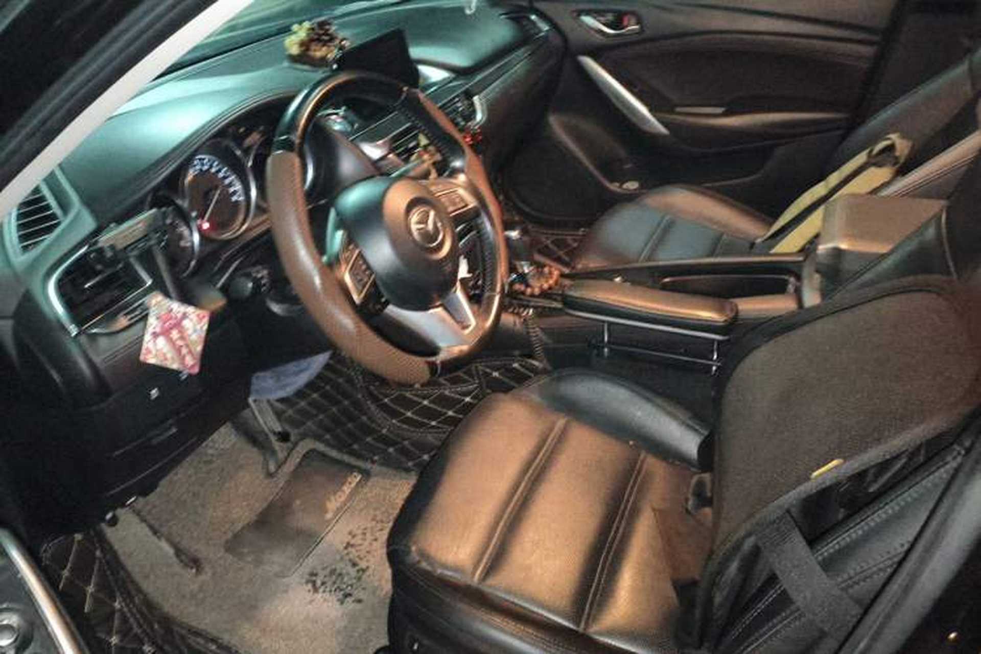 Used Mazda Atenza 2017 2.0L Blue Sky Luxury Edition Left Front Seat