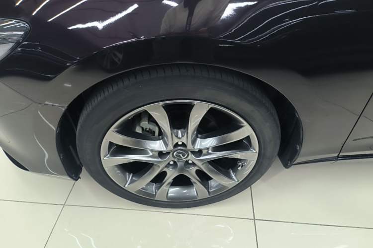 Used Mazda Atenza 2017 2.5L Blue Sky Prestige Edition Left Front Wheel Hub