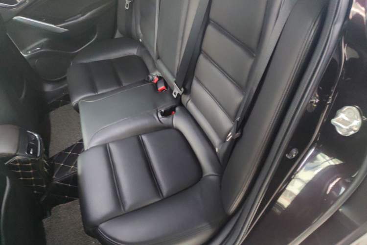 Used Mazda Atenza 2017 2.5L Blue Sky Prestige Edition Left Rear Seat