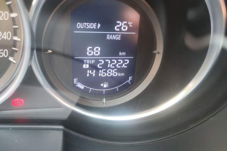 Used Mazda Atenza 2017 2.0L Blue Sky Luxury Edition Odometer Close Up